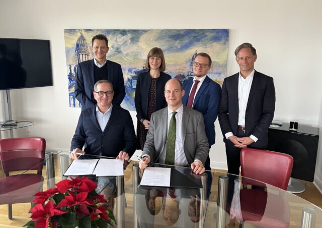 Aker, VNG sign term sheet for renewable ammonia from Norway